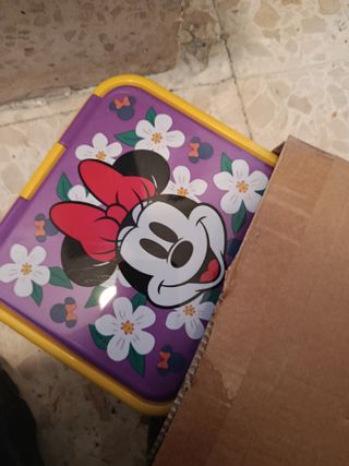 Fiambrera Minnie Mouse nueva en caja