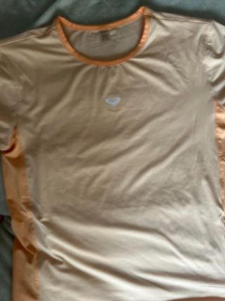 Camiseta Roxy Manga Corta Naranja y Beige