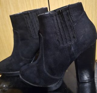 Botines negros