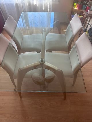 Mesa de comedor cristal y madera haya 4 sillas