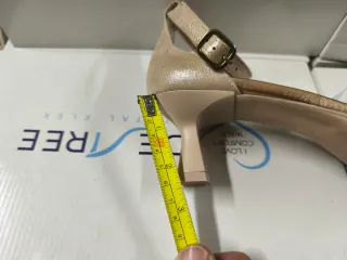 Zapatos DESIREE Beige/Dorado Talla /38