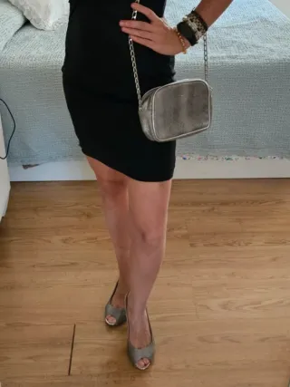 Zapatos y bolso de fiesta