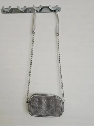 Zapatos y bolso de fiesta