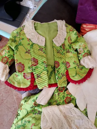 Traje Fallera Niña Verde y Rojo