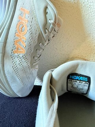 Hoka Bondi 8 Max Beige Naranja