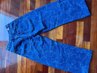 Pantalón vaquero Zara lazos ancho