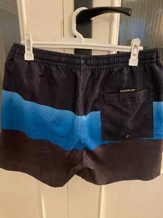 Bañador Quiksilver Hombre Negro y Azul. Talls M