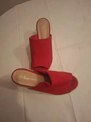 Sandalias cuña rojas
