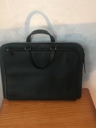 Portafolio Prada Negro