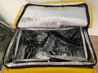 Mochila Glovo Azul y Amarilla