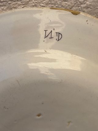 Antiguo plato de Manises azul y blanco