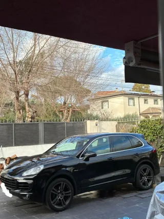 Porsche Cayenne 2016
