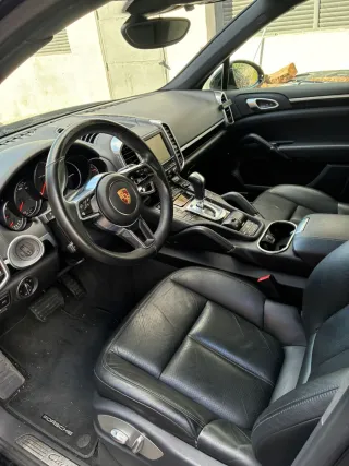 Porsche Cayenne 2016