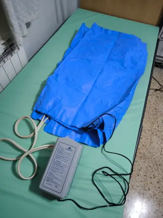 Cama Articulada Eléctrica Gerialine con elevador