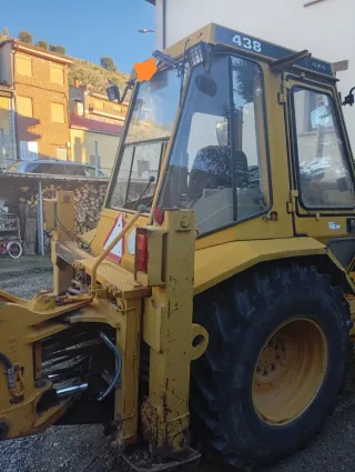 Retromixta Caterpillar 436.