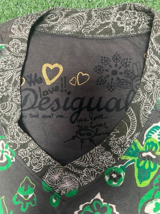 Camiseta Desigual Verde y Gris - Bordado Mandalas