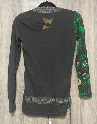 Camiseta Desigual Verde y Gris - Bordado Mandalas