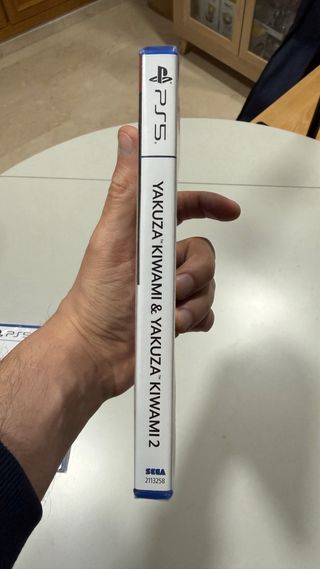 Yakuza kiwami 1 y 2 ps5 precintado