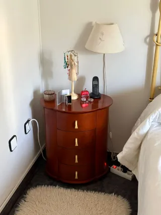 Urge Venta (Mudanza) Cómoda + mesillas de noche