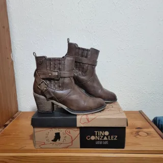 Botines TNC Shoes Marrones Talla 38 con Caja