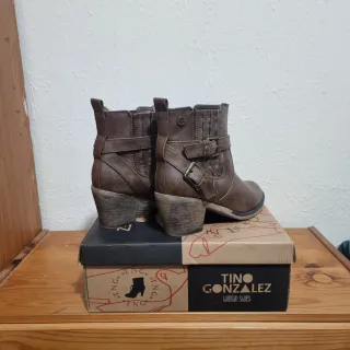 Botines TNC Shoes Marrones Talla 38 con Caja