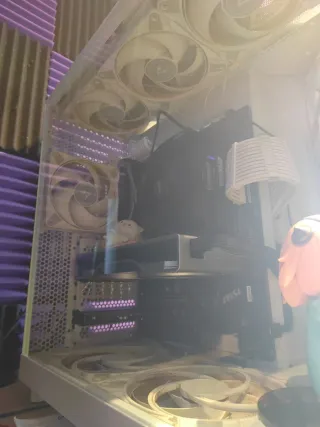 Caja nzxt h6 flow con ventiladores