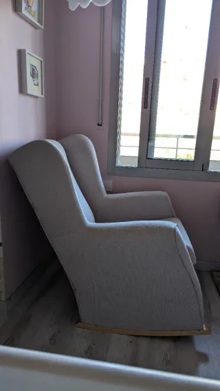 Sillón mecedora Lily