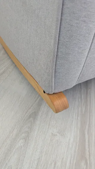 Sillón mecedora Lily