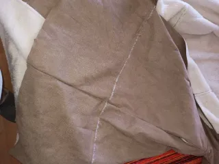 Abrigo de mujer marrón y blanco