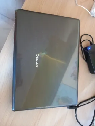 Portátil COMPAQ con DVD