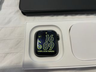 Apple Watch SE 3 GPS 40mm Medianoche