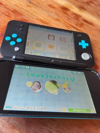 Nintendo 2DS XL Negra y Azul