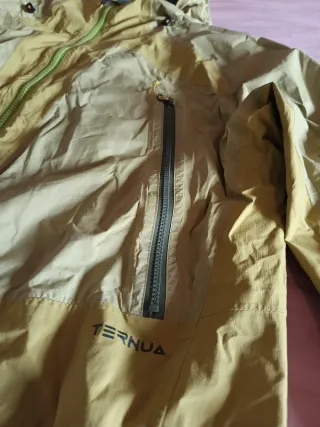 Chubasquero cortavientos Ternua L montaña