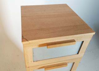 Mueble 5 cajones madera y Plástico. 2 unidades