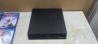 PS4 (PlayStation 4) + 2 mandos