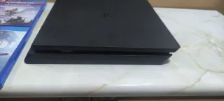 PS4 (PlayStation 4) + 2 mandos