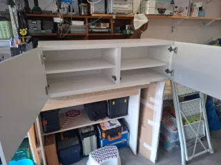 Mueble Ikea besta y baldas