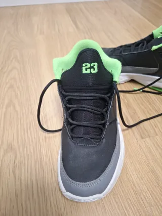 Zapatillas Jordan 23 Negras y Verdes