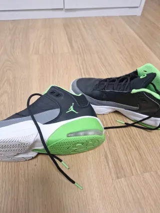 Zapatillas Jordan 23 Negras y Verdes