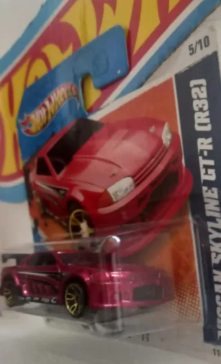 Hot Wheels Nissan Skyline GT-R R32