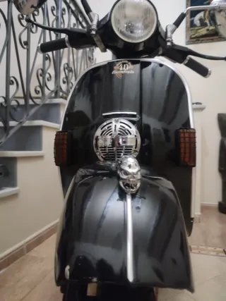 Vespa Iris 200 restaurada