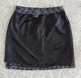 Falda mini tweed negra y blanca