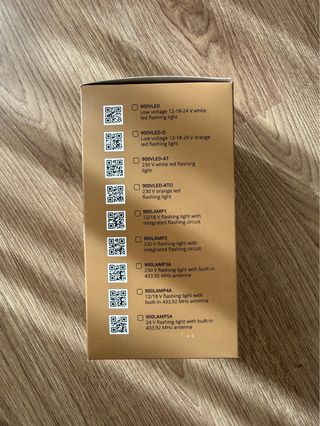 Lâmpada Intermitente LED TAU P-900VLED