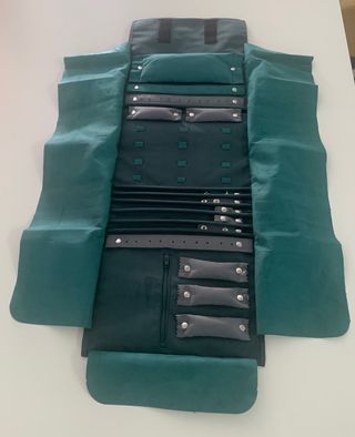 Estuche organizador de joyas. marca: ITEMPORALITY