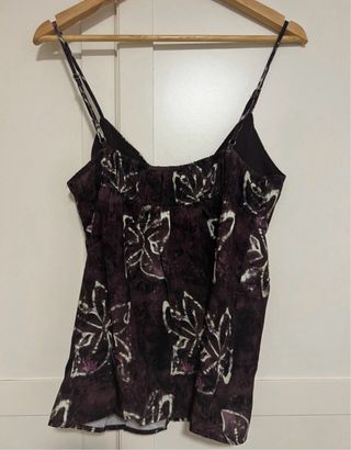 Top Pull&Bear estampado floral morado