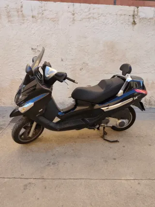 Piaggio X-evo 125 Año 2007 26000 Km