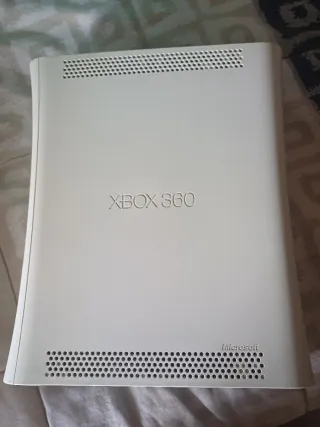 Pack Xbox 360 Blanca: Consola, Juegos y Mando