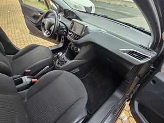 Peugeot 208 5p Allure 1.6 BlueHDi 100