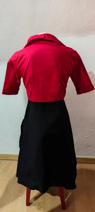 Vestido vintage rojo y negro