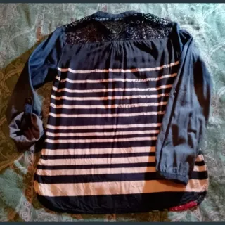 Blusita Desigual Talla S Rayas Flores